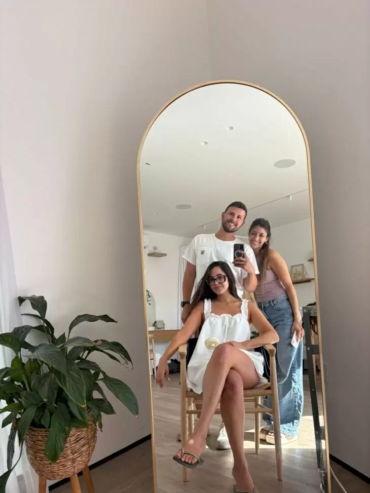 review gallery