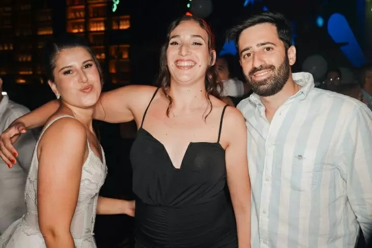 review gallery