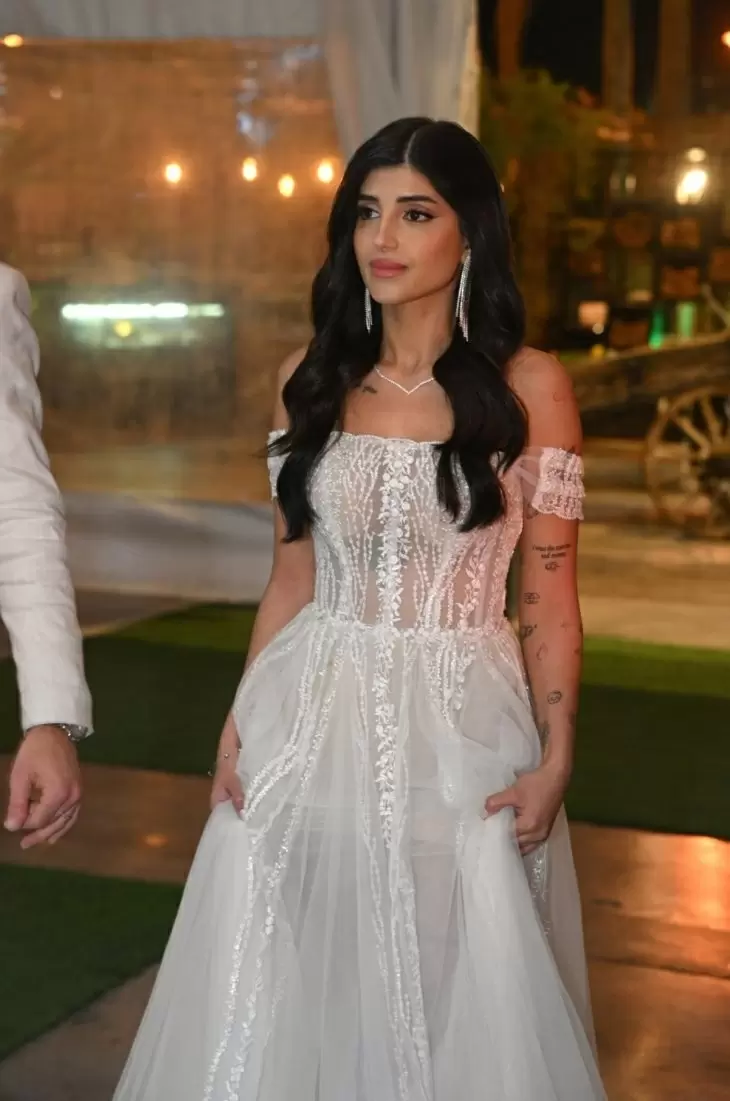 review gallery
