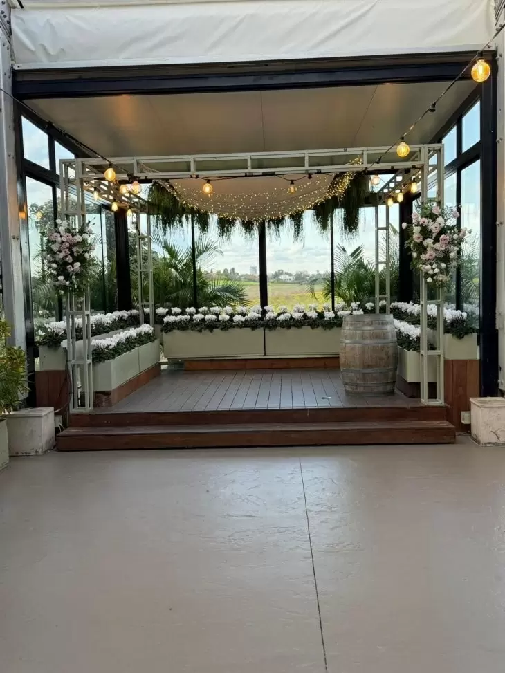 review gallery