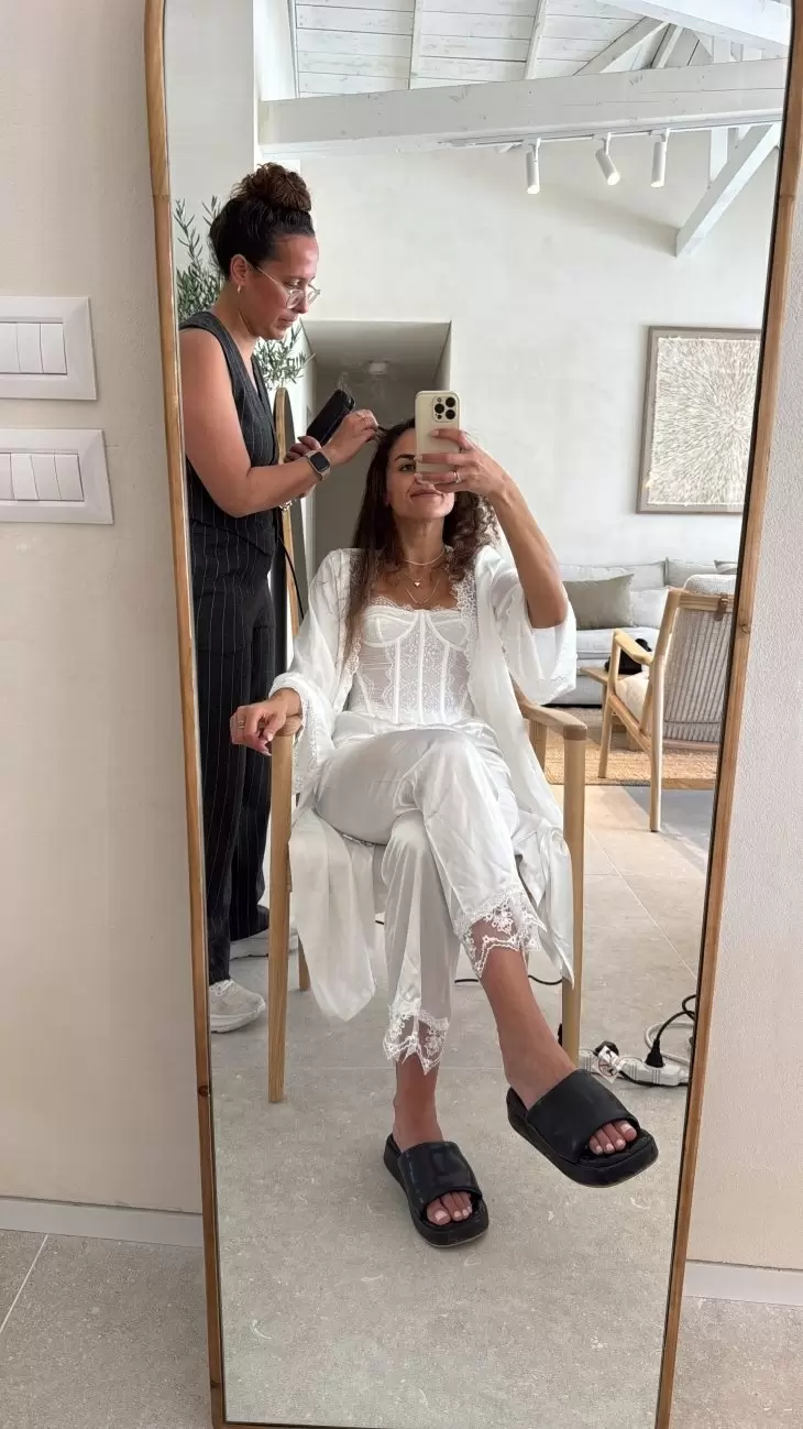 review gallery