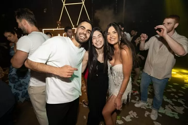 review gallery
