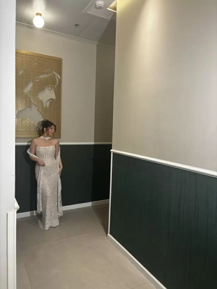 review gallery