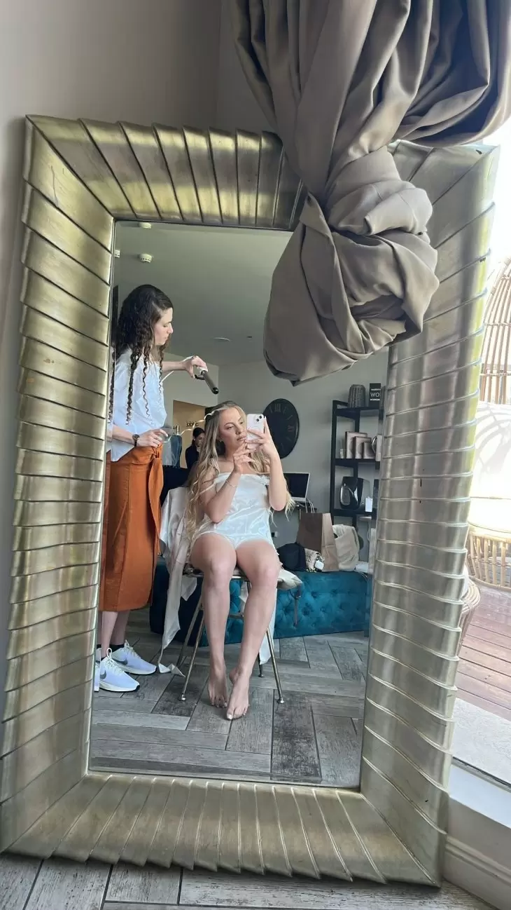review gallery