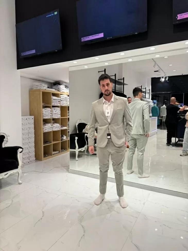 review gallery