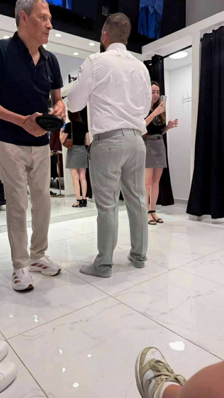 review gallery square