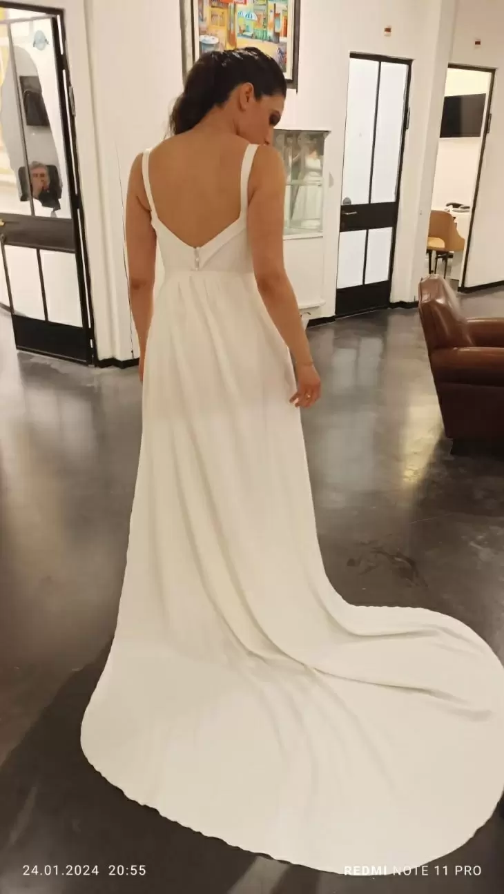 review gallery