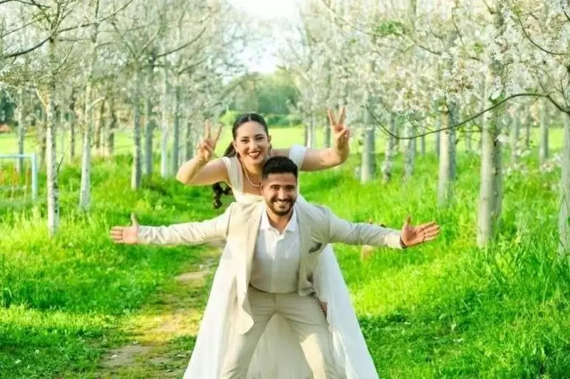 review gallery