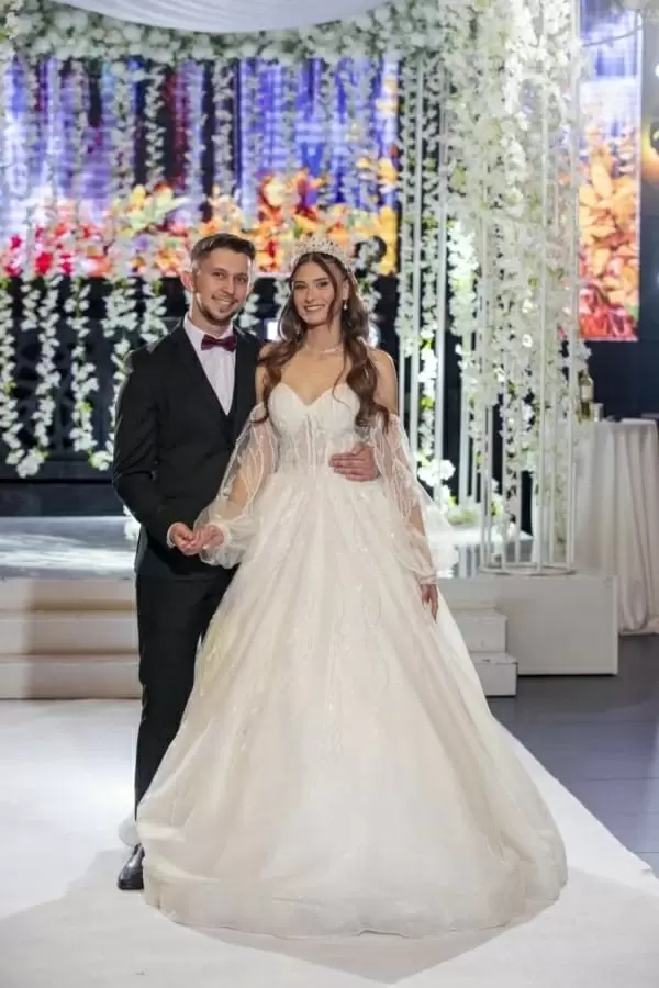 review gallery