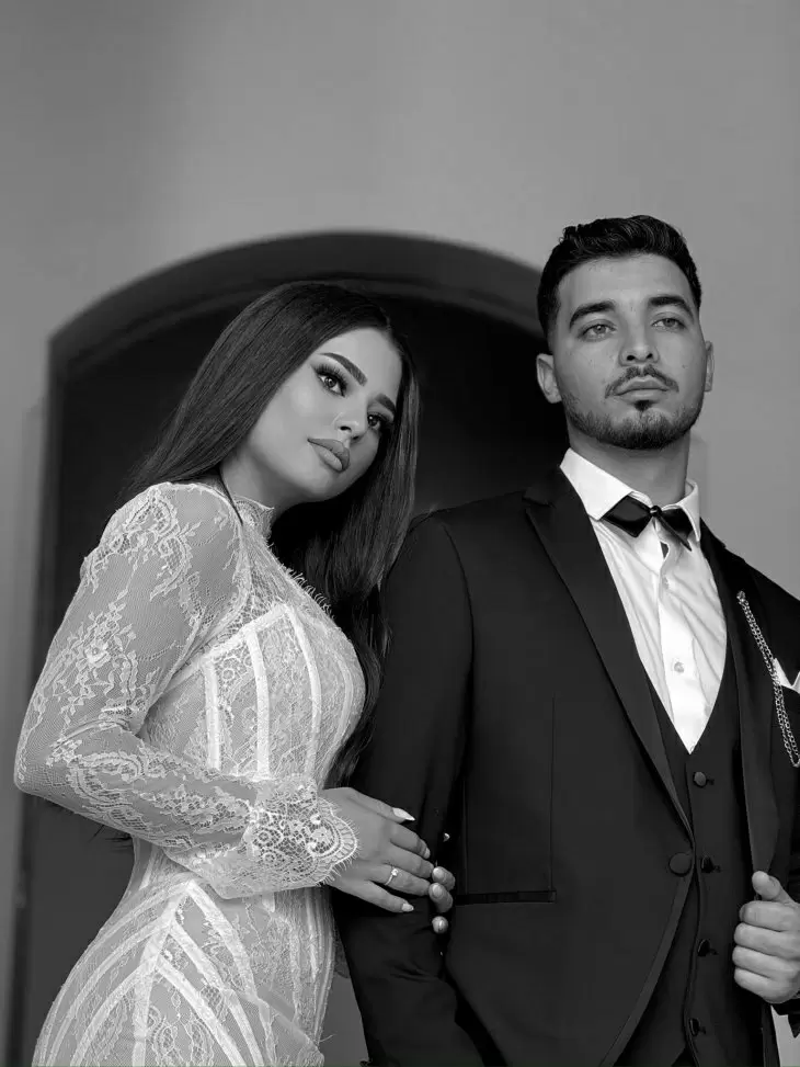 review gallery
