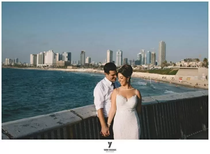 review gallery