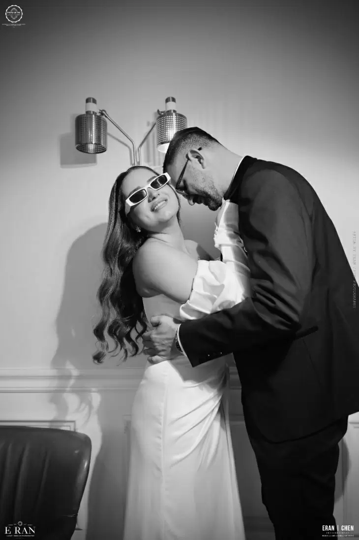 review gallery