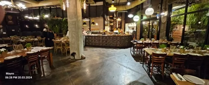 review gallery