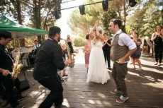 תמונה 2 של אקלקטיקה- מוזיקה אמיתית בהתאמה אישית - להקות, הרכבים וזמרים לחתונה