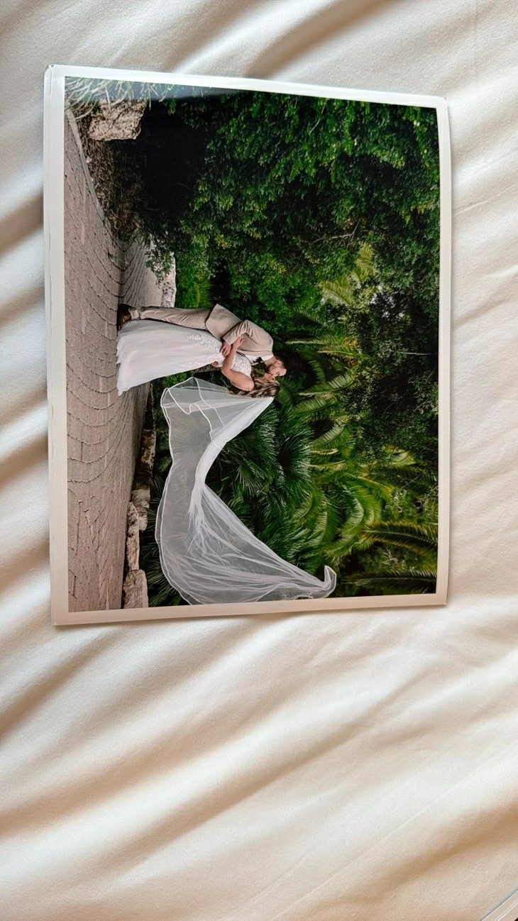 review gallery