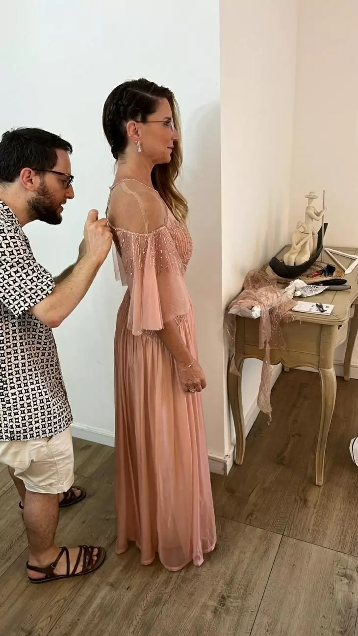 review gallery