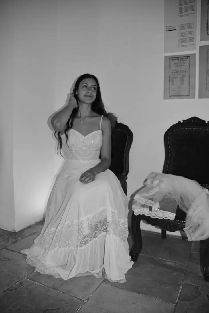 review gallery