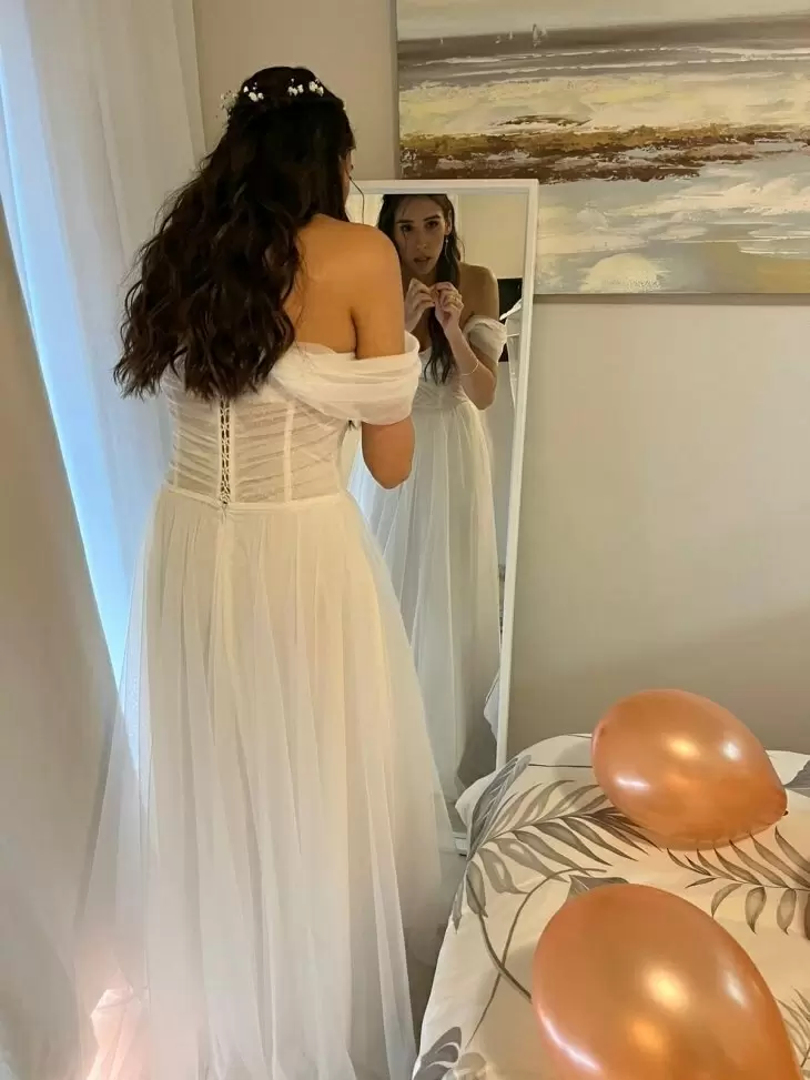 review gallery