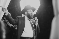 תמונה 5 של הרב חיים זמיר - טקס חופה שמח קצר וקולע:-) - רבנים ועורכי טקסים