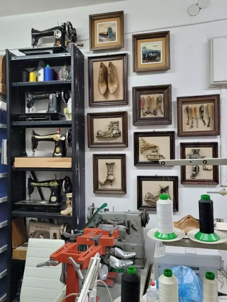 review gallery