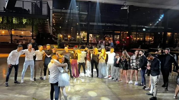 review gallery