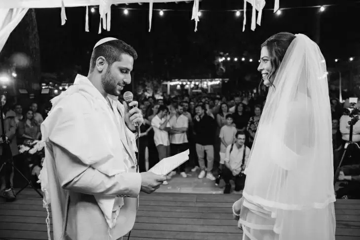 review gallery