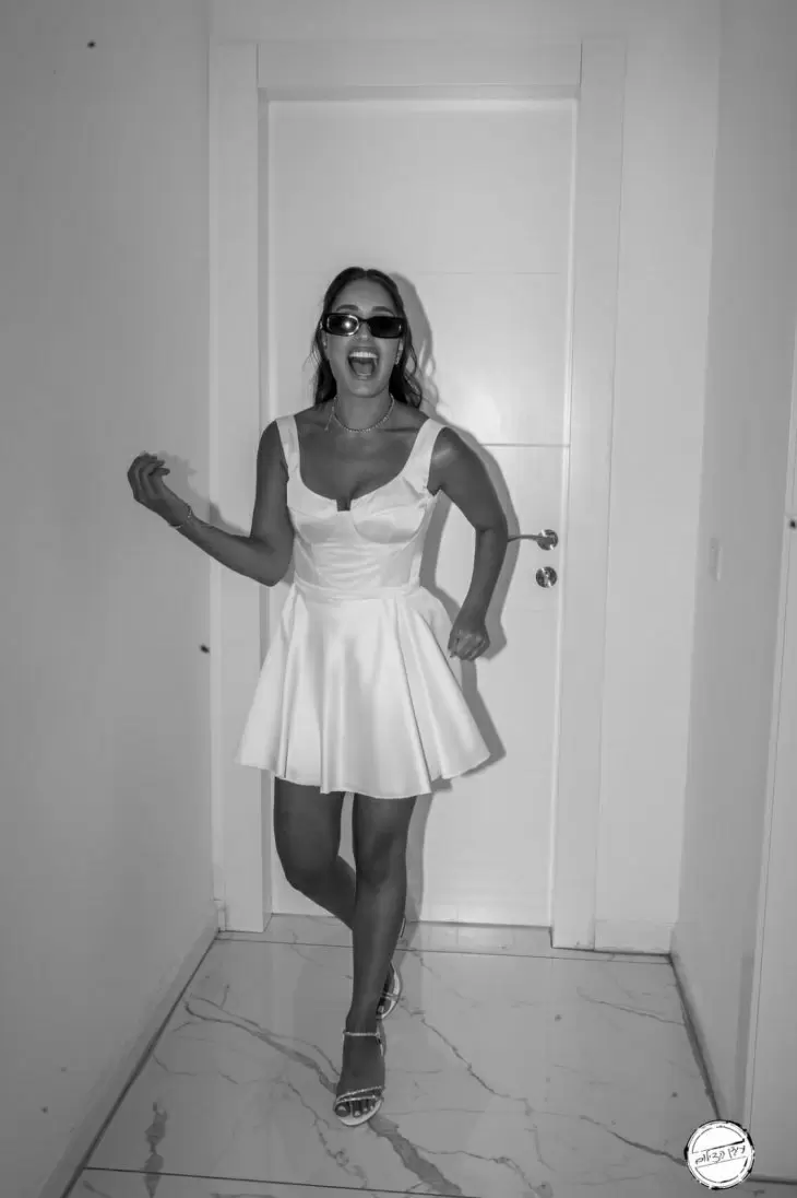 review gallery