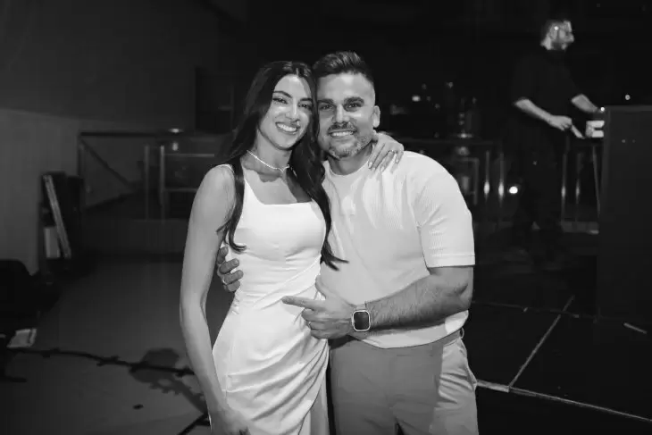 review gallery
