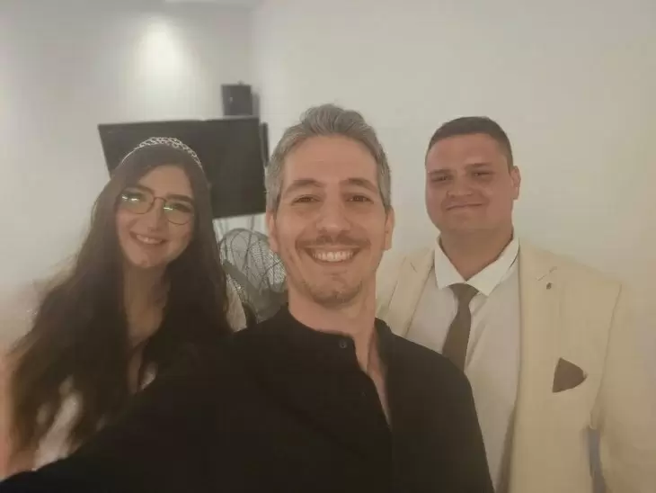 review gallery