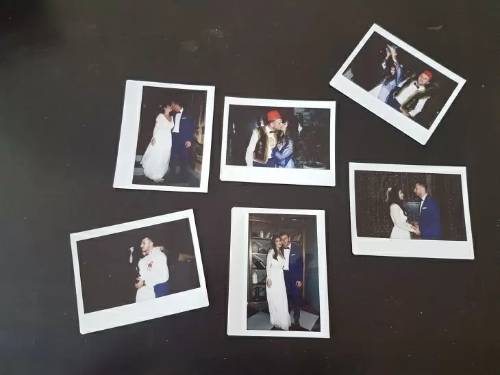 review gallery
