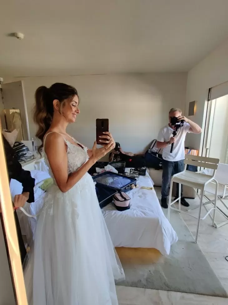 review gallery