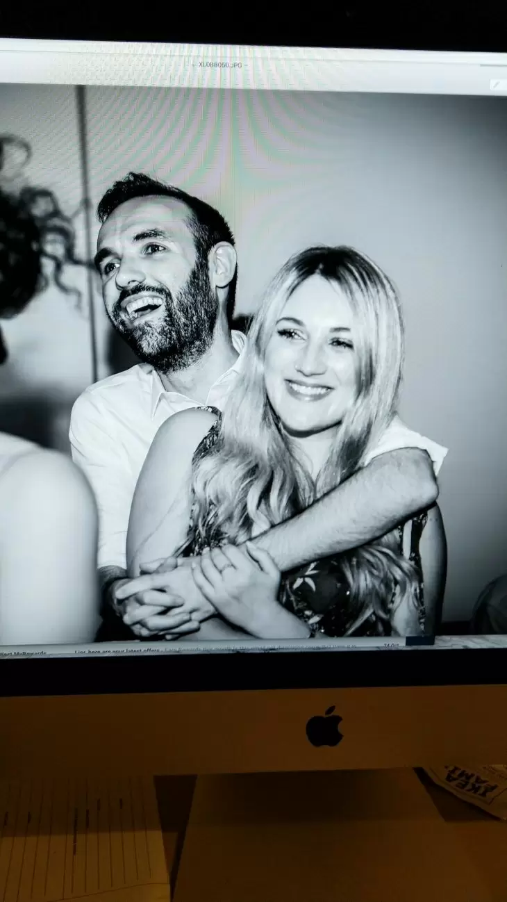 review gallery