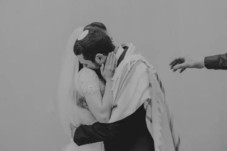 review gallery
