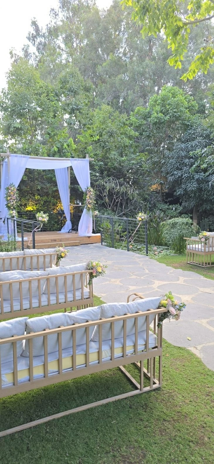 review gallery