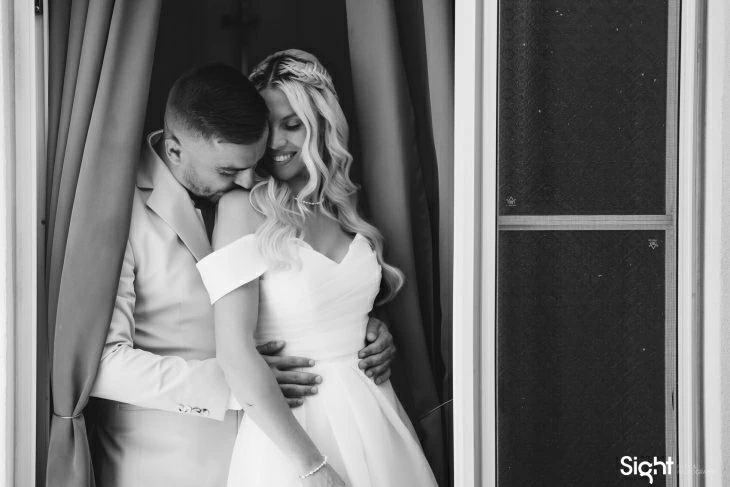 review gallery
