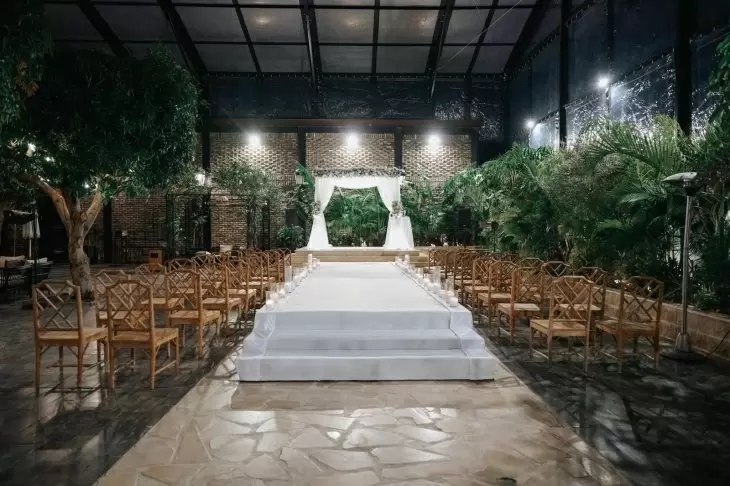 review gallery