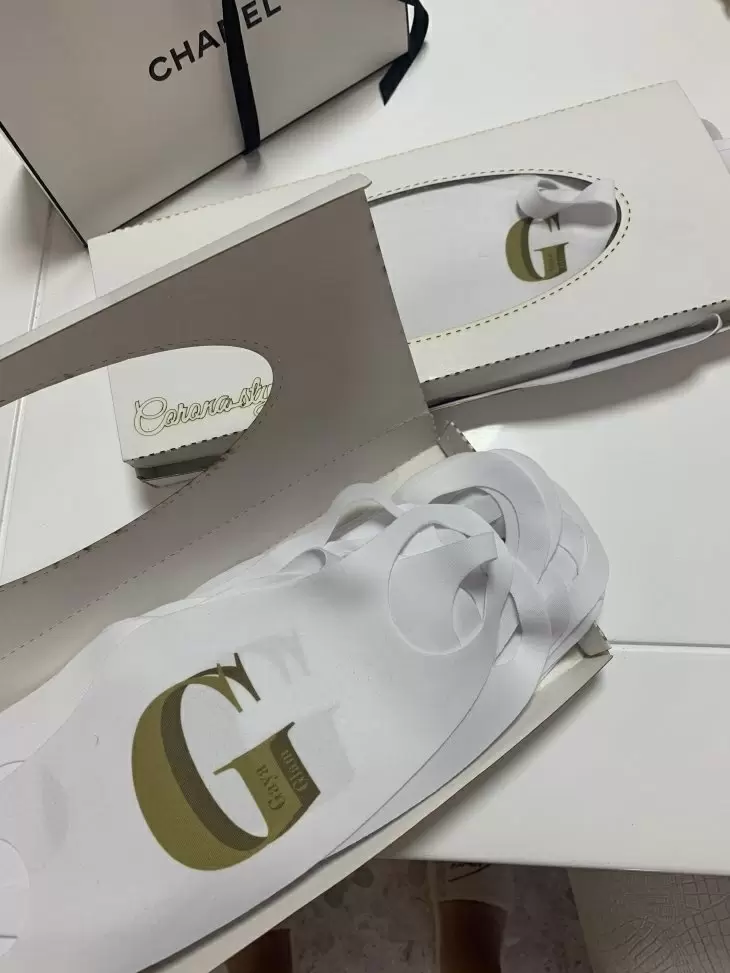 review gallery