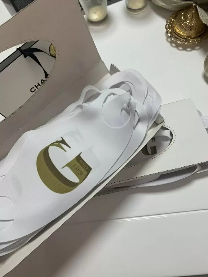 review gallery