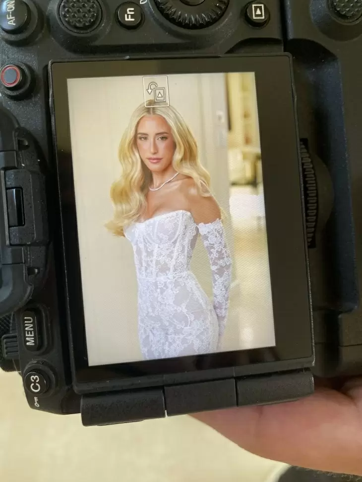 review gallery