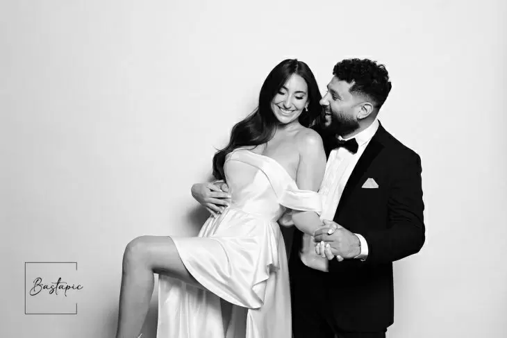 review gallery